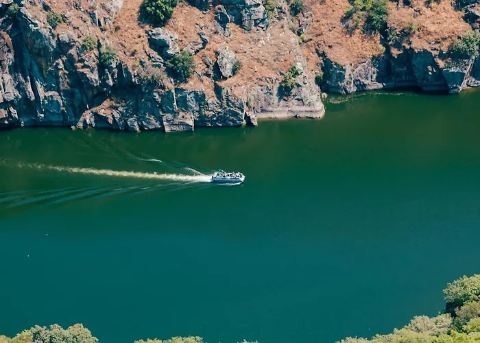 Planalto D Outono Bauernhof Tó